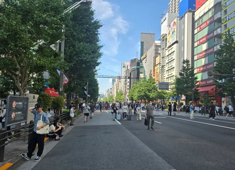 차 없는 거리 아키아바라